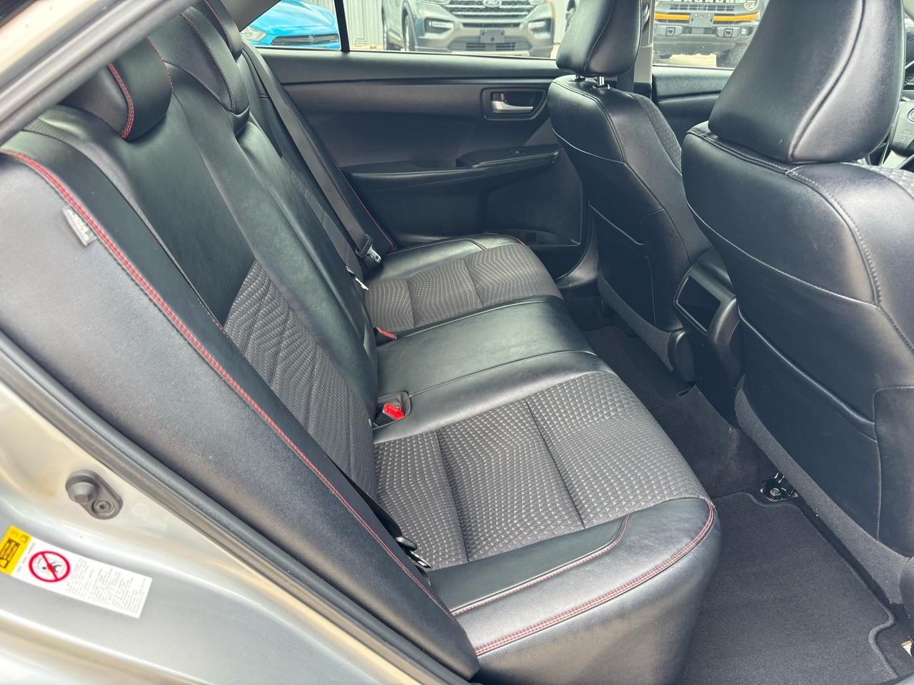 Toyota Camry SE 2015