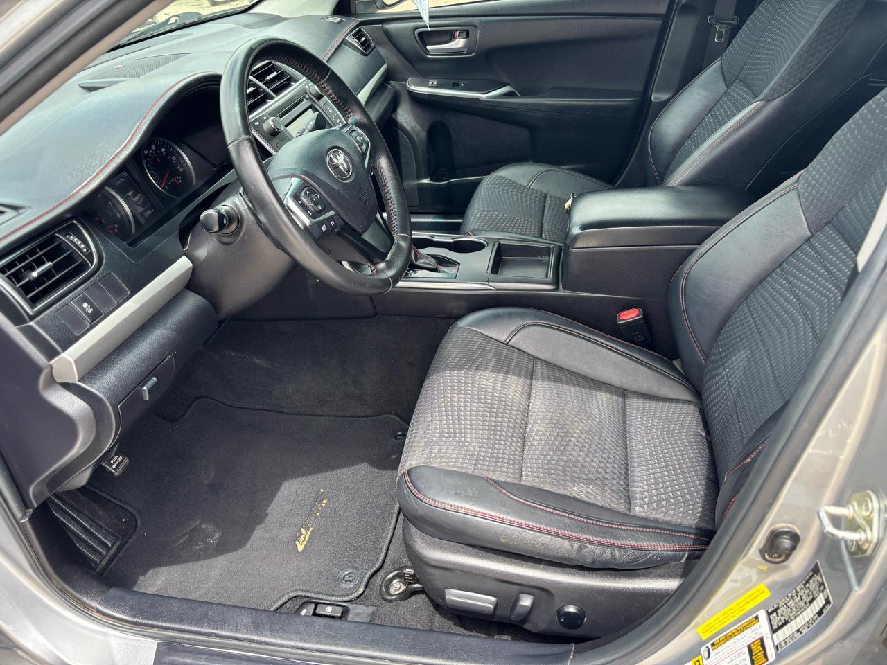 Toyota Camry SE 2015