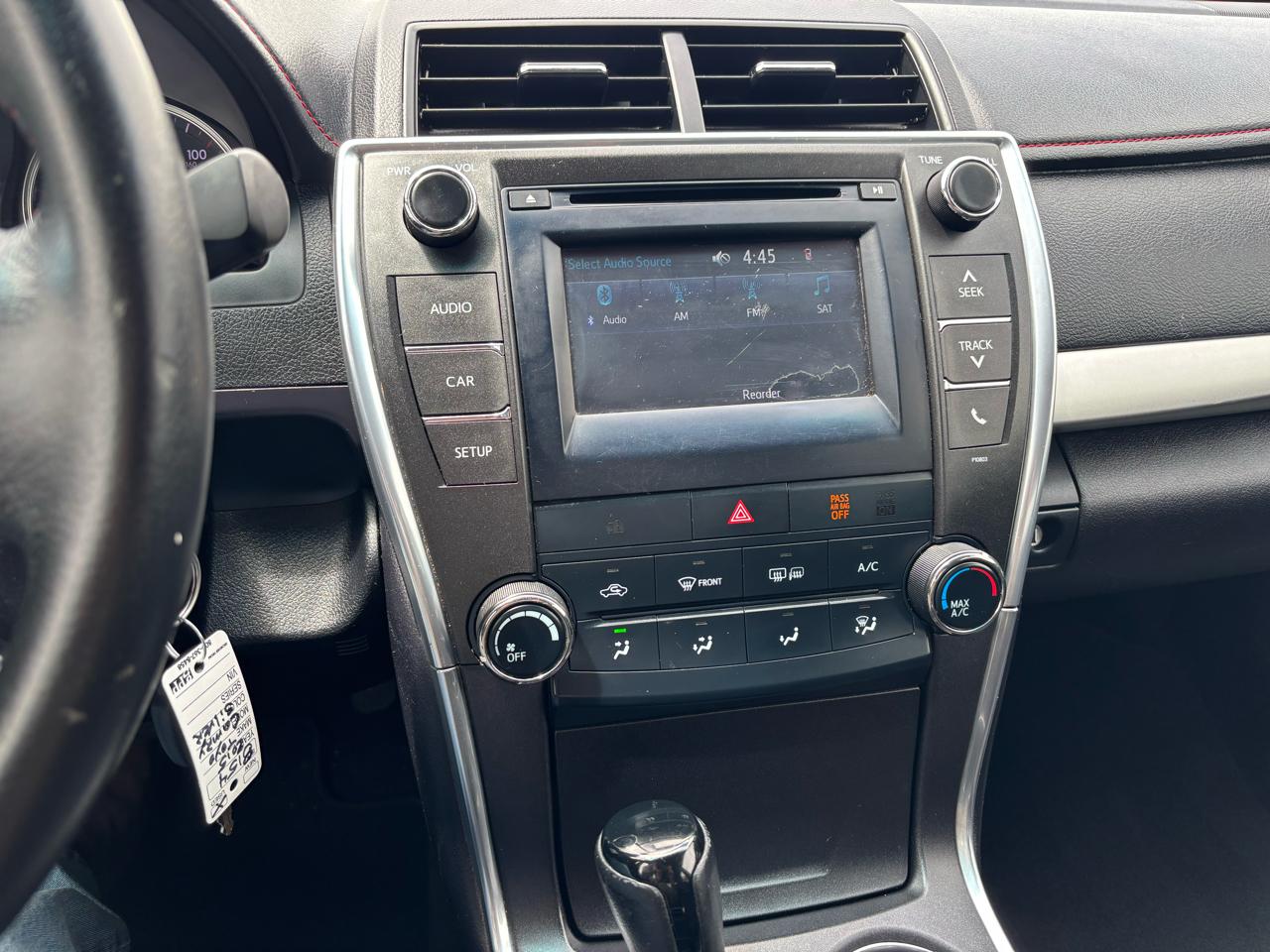 Toyota Camry SE 2015