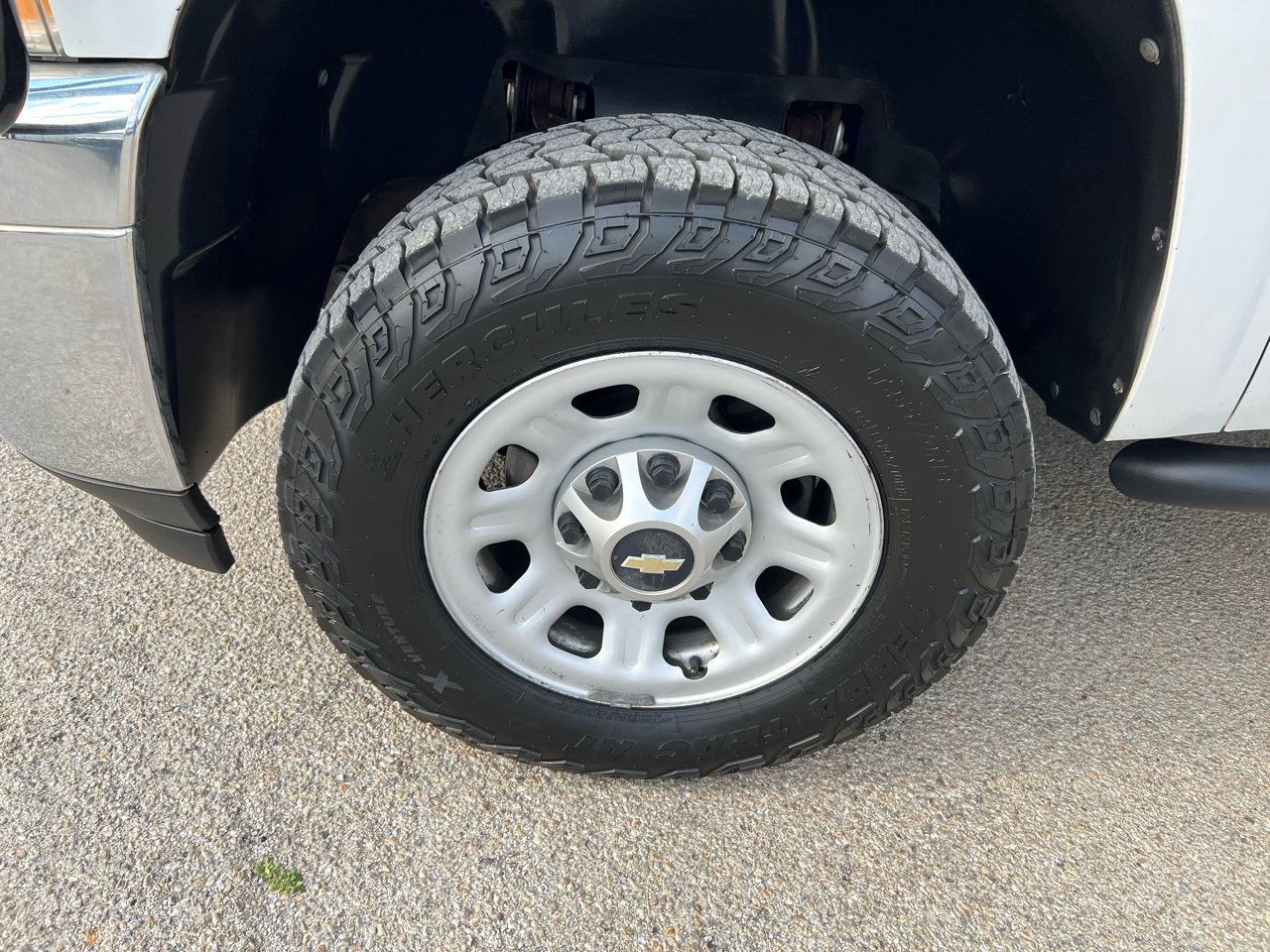 Chevrolet Silverado 3500HD Work Truck Crew Cab 4WD 2011 Chevrolet Silverado 3500HD Work Truck Crew Cab 4WD 2011