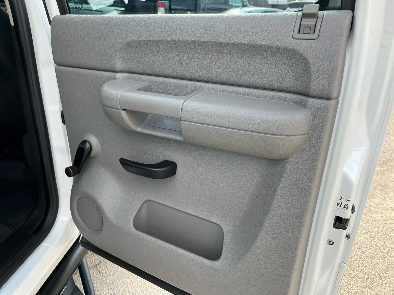 Chevrolet Silverado 3500HD Work Truck Crew Cab 4WD 2011 Chevrolet Silverado 3500HD Work Truck Crew Cab 4WD 2011