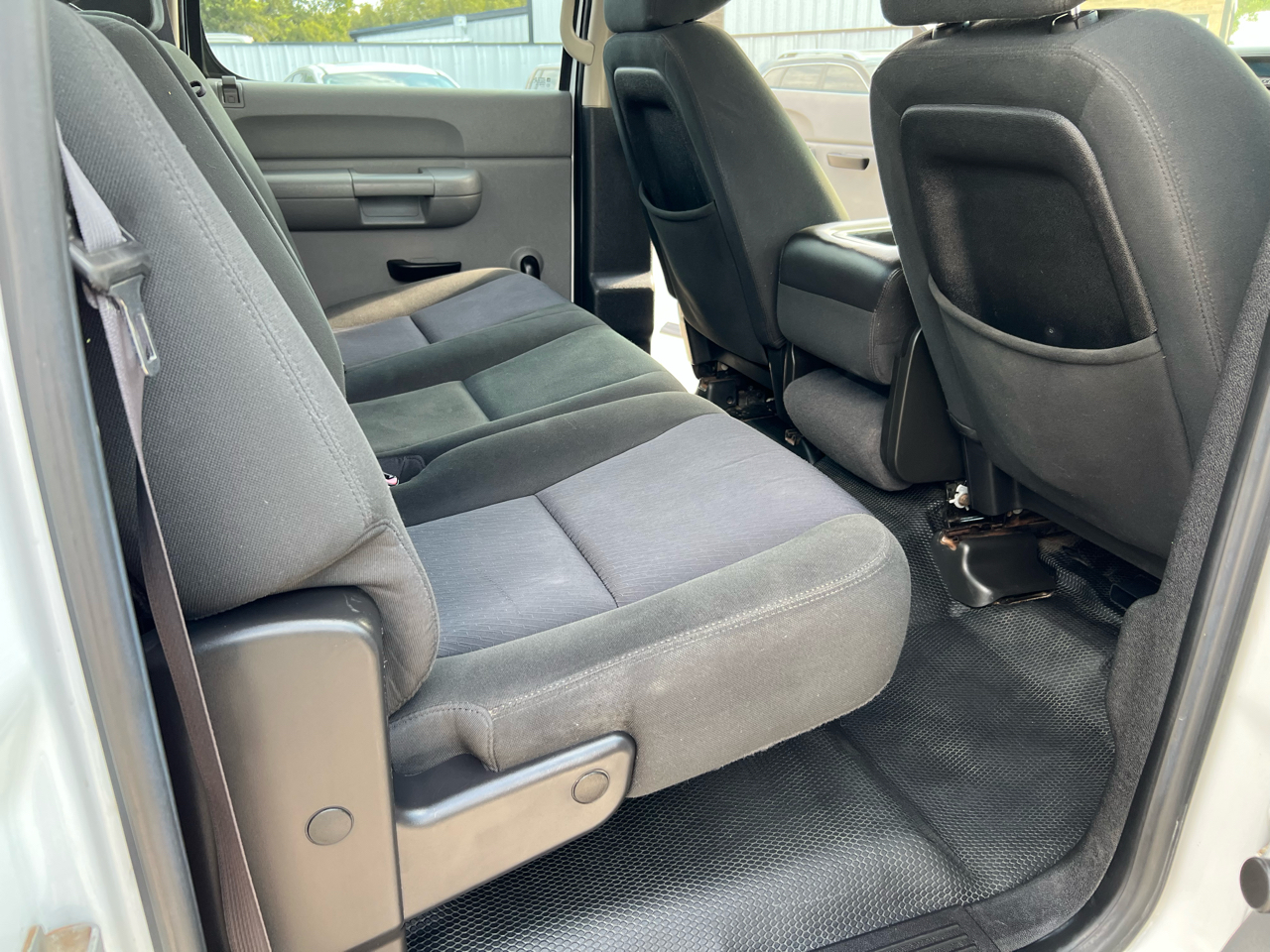 Chevrolet Silverado 3500HD Work Truck Crew Cab 4WD 2011 Chevrolet Silverado 3500HD Work Truck Crew Cab 4WD 2011