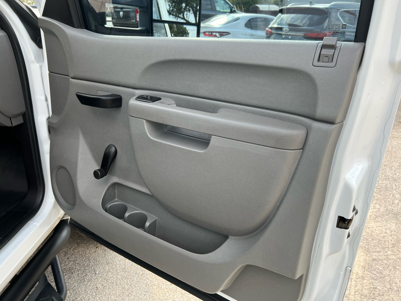 Chevrolet Silverado 3500HD Work Truck Crew Cab 4WD 2011 Chevrolet Silverado 3500HD Work Truck Crew Cab 4WD 2011