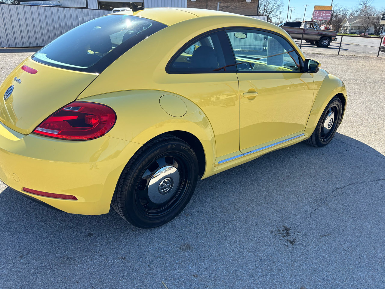 Volkswagen Beetle 2.5L 2014