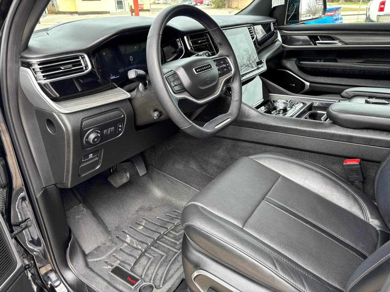 Jeep Wagoneer Series III 4WD 2023