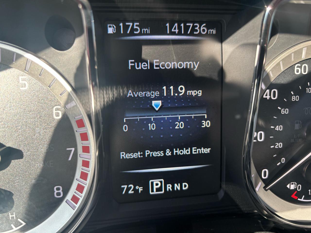 Nissan Titan SV Crew Cab 2WD 2017