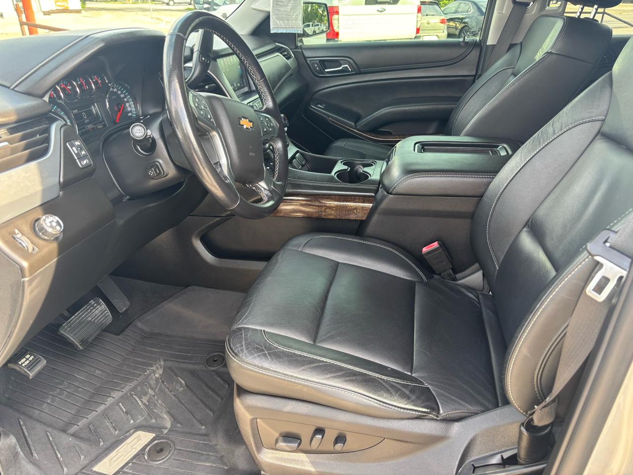 Chevrolet Suburban LT 2WD 2019