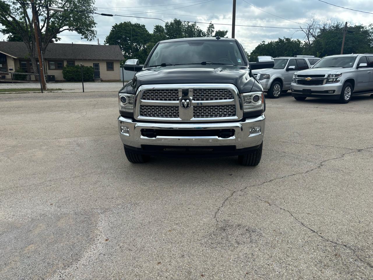 RAM 3500 Laramie Crew Cab LWB 4WD 2018