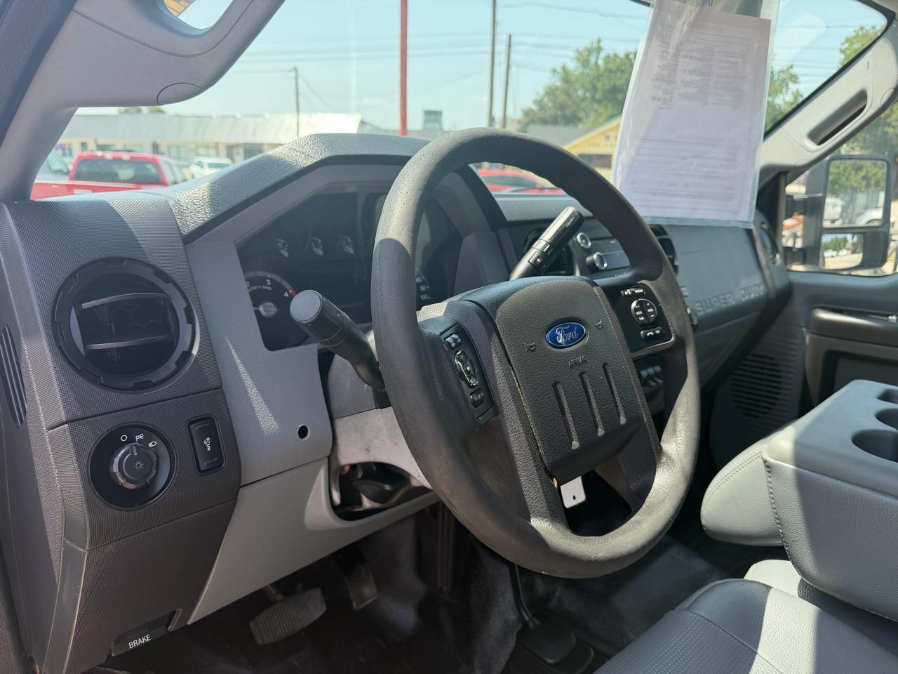 Ford F-350 SD XL DRW 4WD 2015