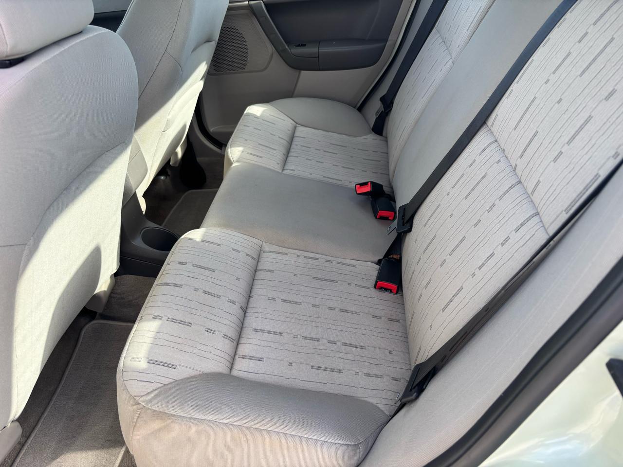 Ford Focus SE Sedan 2010