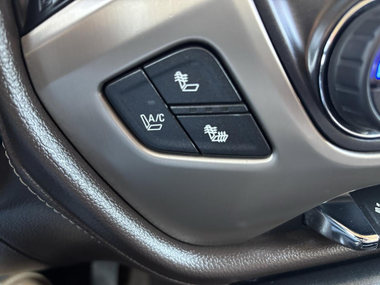 GMC Sierra 1500 Denali Crew Cab Short Box 4WD 2015