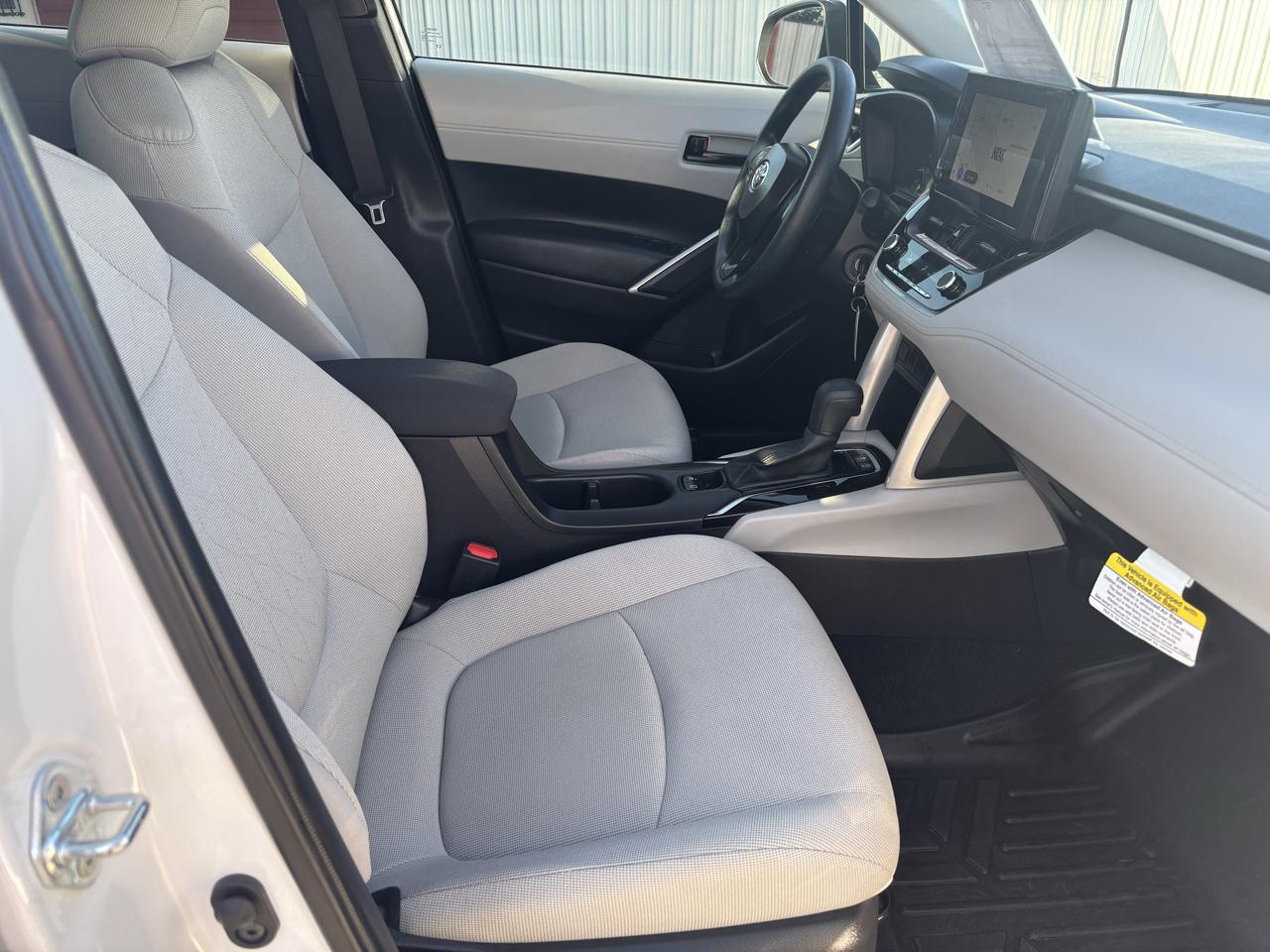 Toyota Corolla Cross L 2WD (Natl) 2025