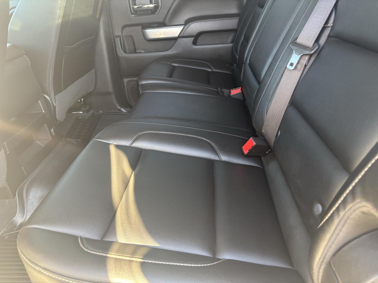 Chevrolet Silverado photo 11