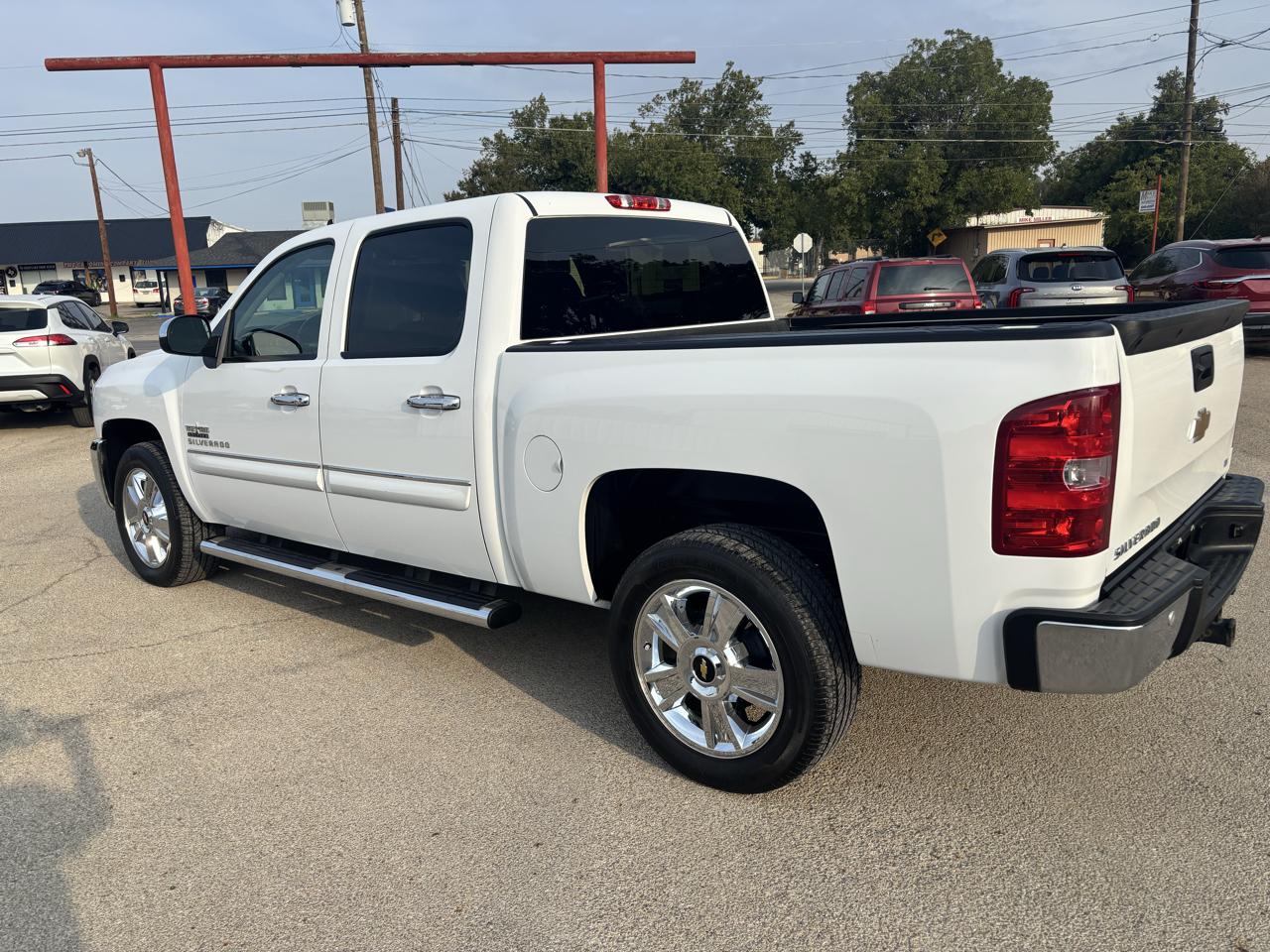 Chevrolet Silverado photo 7