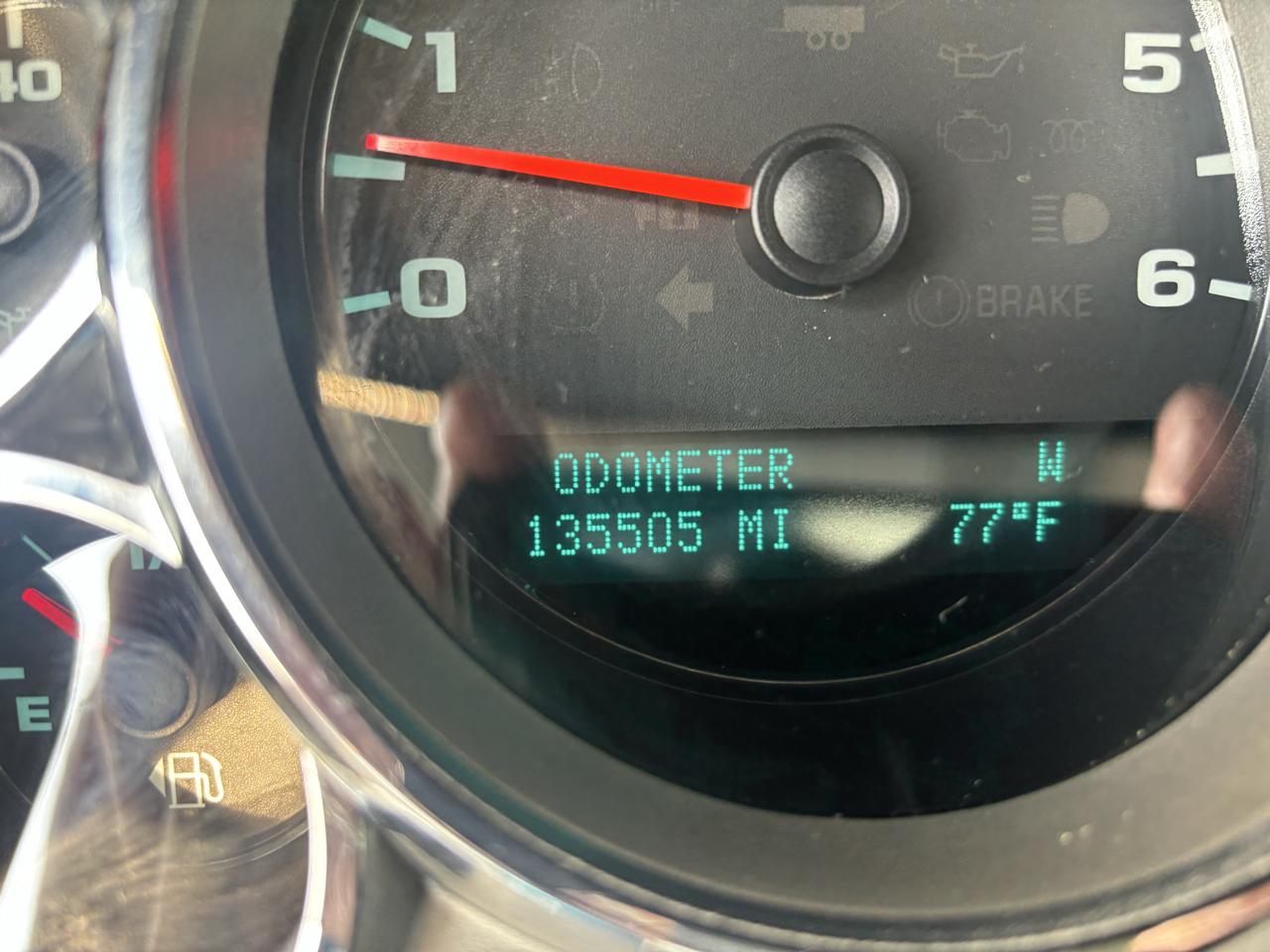 Chevrolet Silverado photo 16
