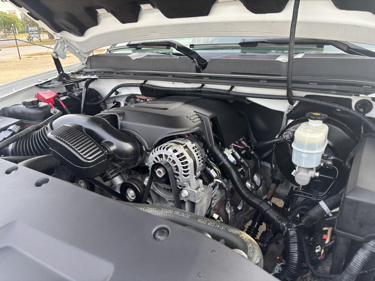 Chevrolet Silverado photo 17