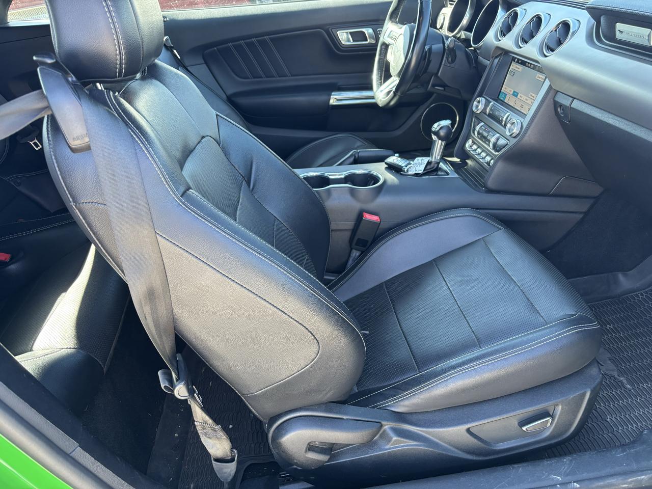 Ford Mustang GT convertible 2019