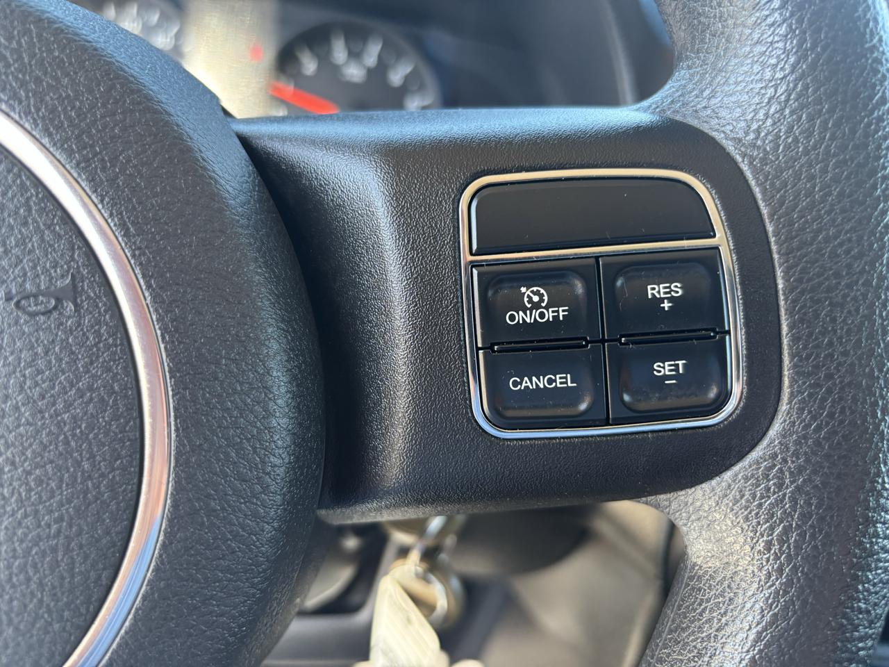 Jeep Patriot Sport 2WD 2012