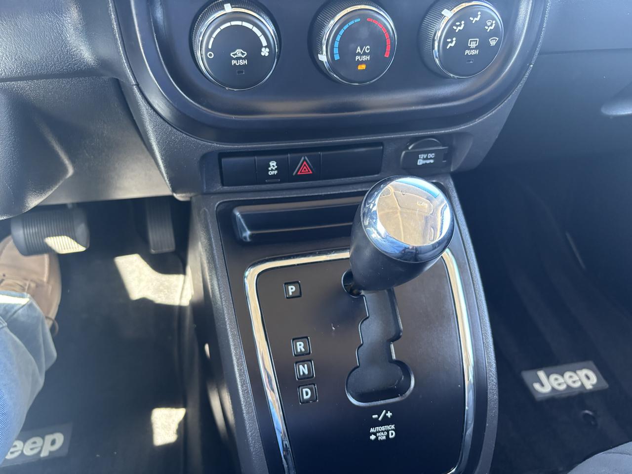 Jeep Patriot Sport 2WD 2012