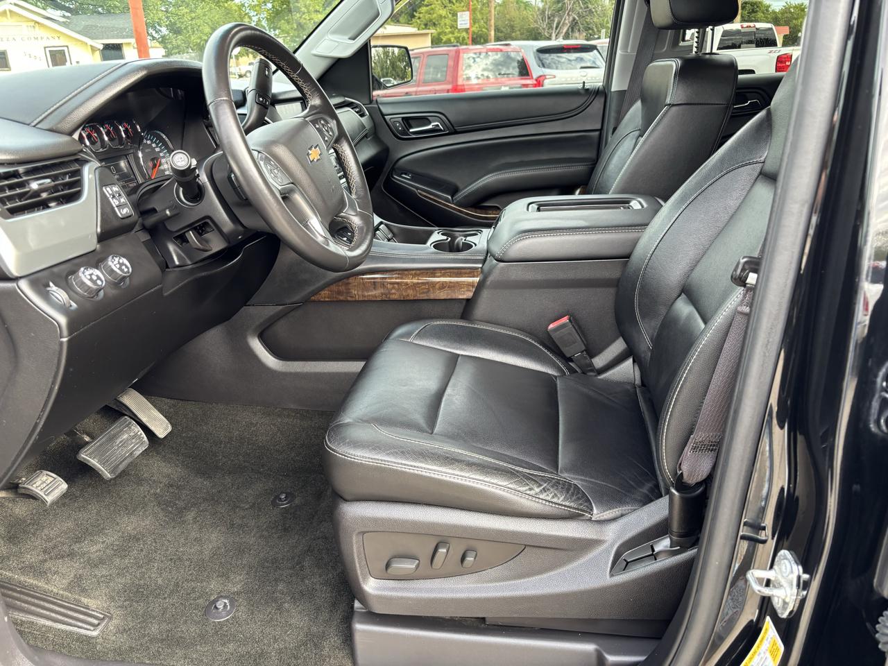 Chevrolet Tahoe photo 7