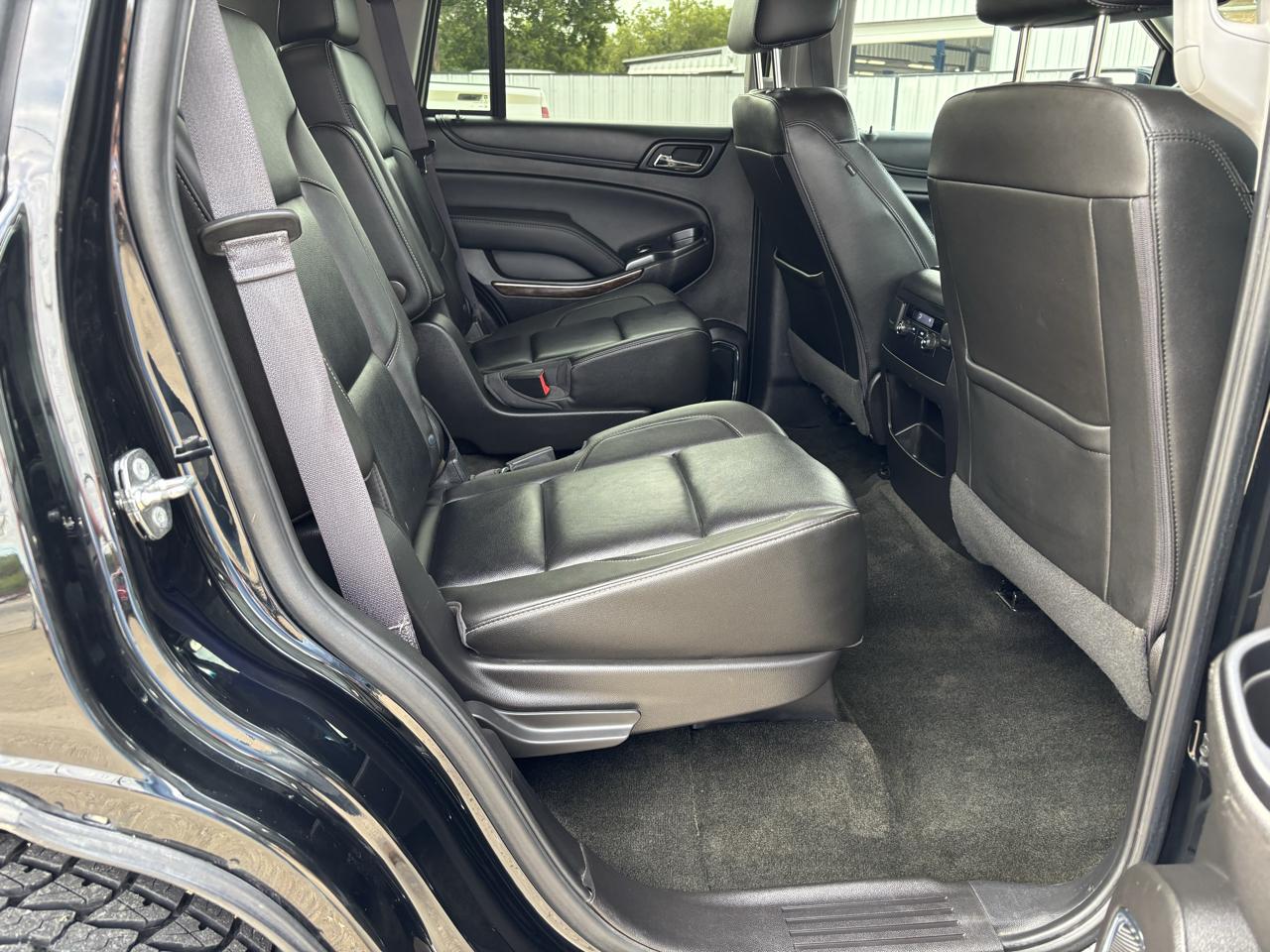 Chevrolet Tahoe photo 9