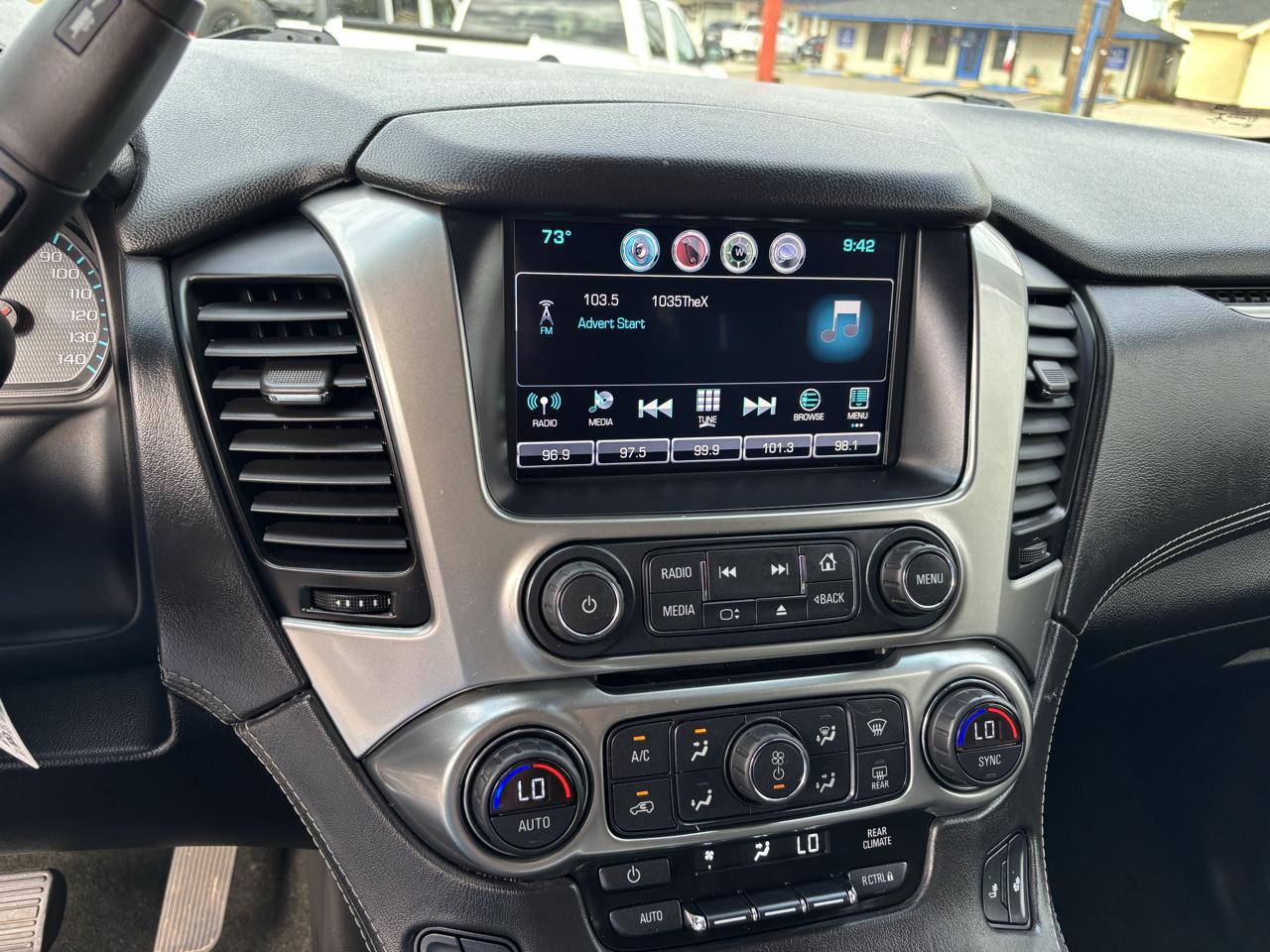 Chevrolet Tahoe photo 11