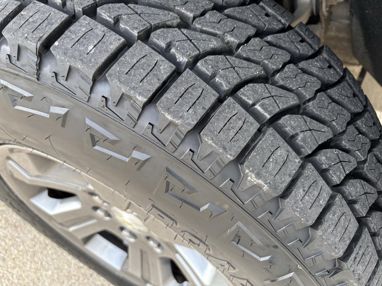 Chevrolet Tahoe photo 17