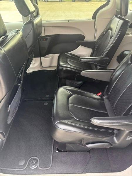 Chrysler Pacifica  2024