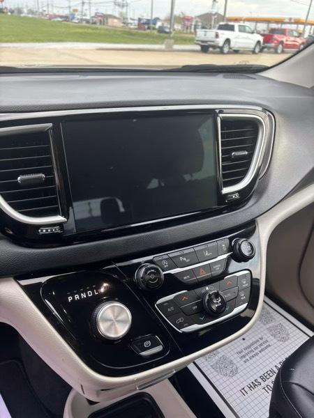 Chrysler Pacifica  2024
