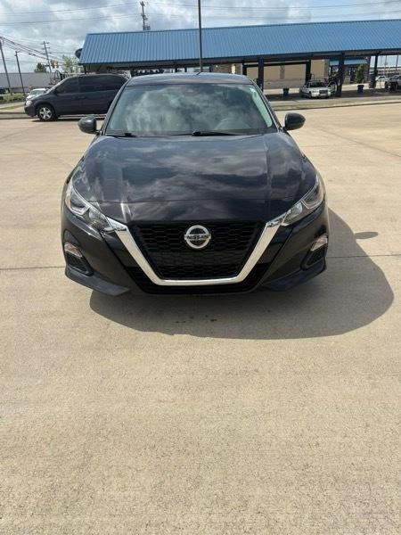 Nissan Altima  2020