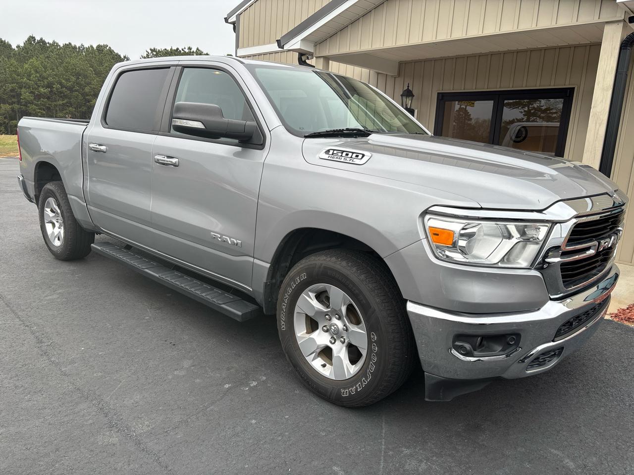 RAM 1500 Big Horn Crew Cab SWB 2WD 2019
