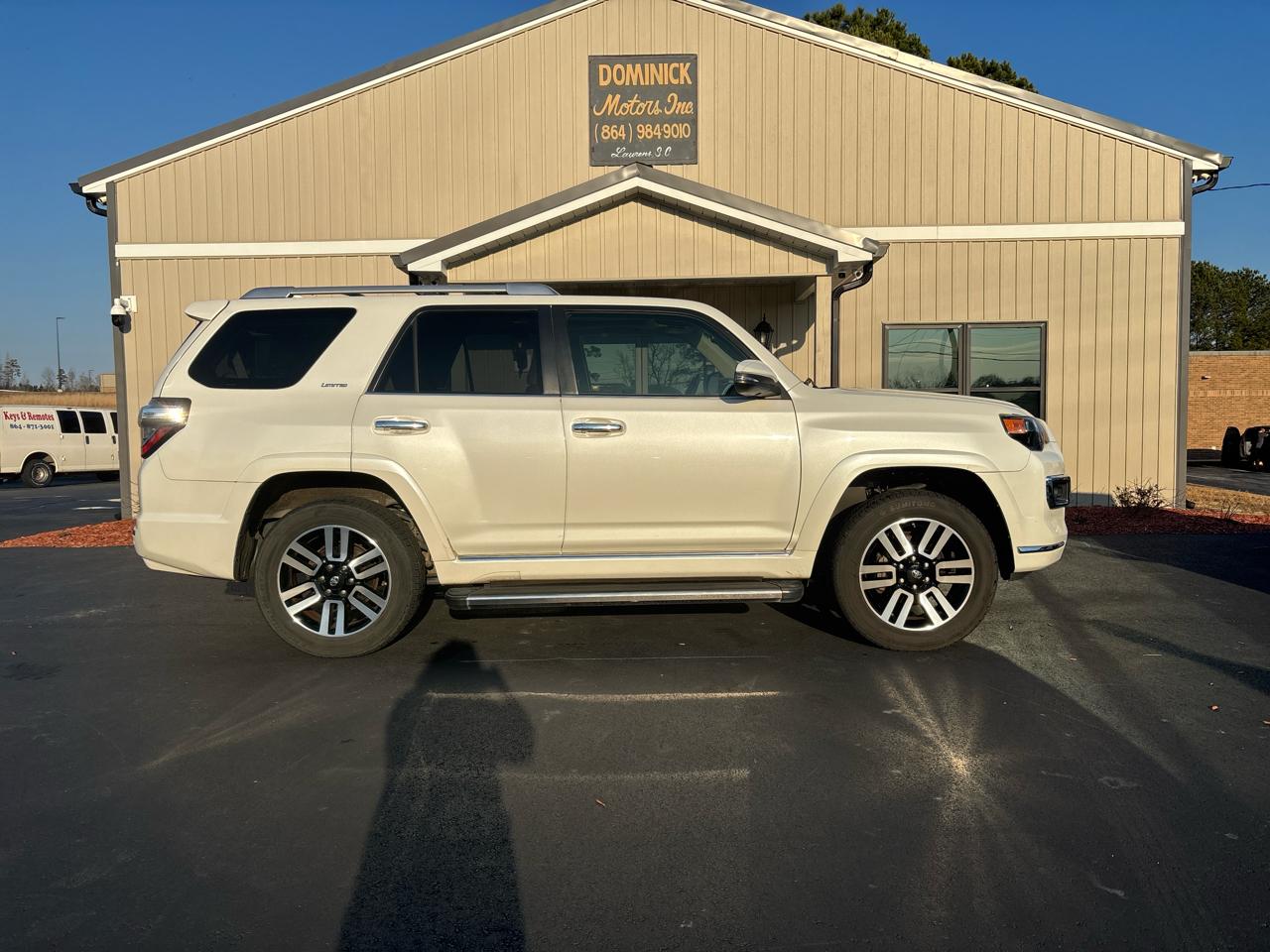 Toyota 4Runner Limited 2WD V6 2015