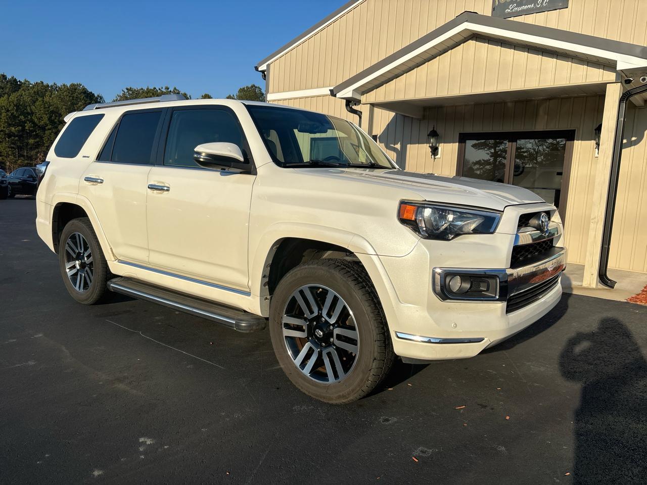 Toyota 4Runner Limited 2WD V6 2015