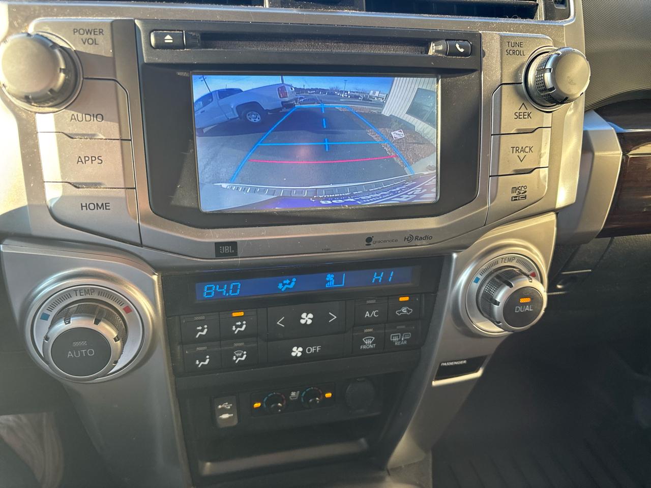 Toyota 4Runner Limited 2WD V6 2015