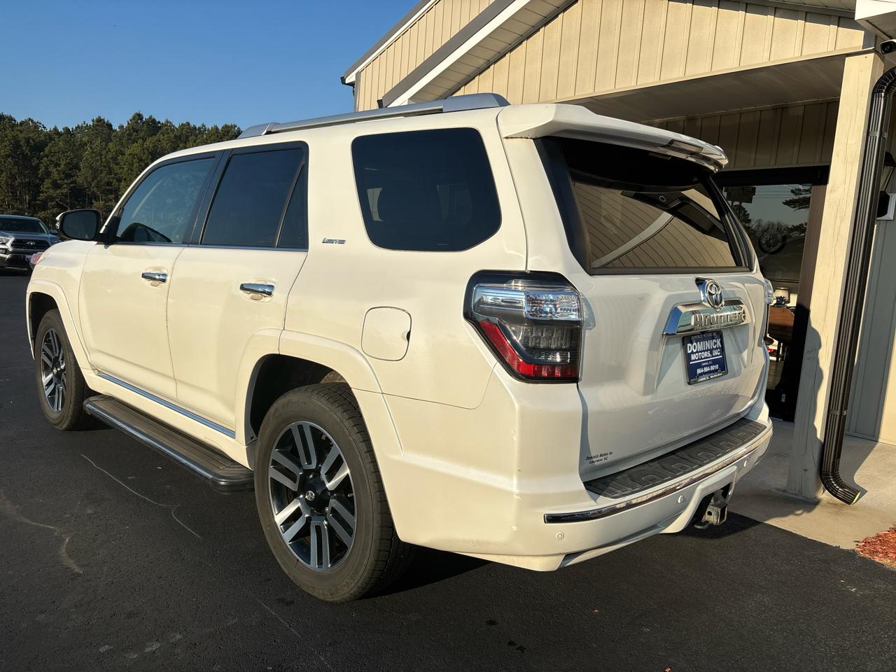 Toyota 4Runner Limited 2WD V6 2015