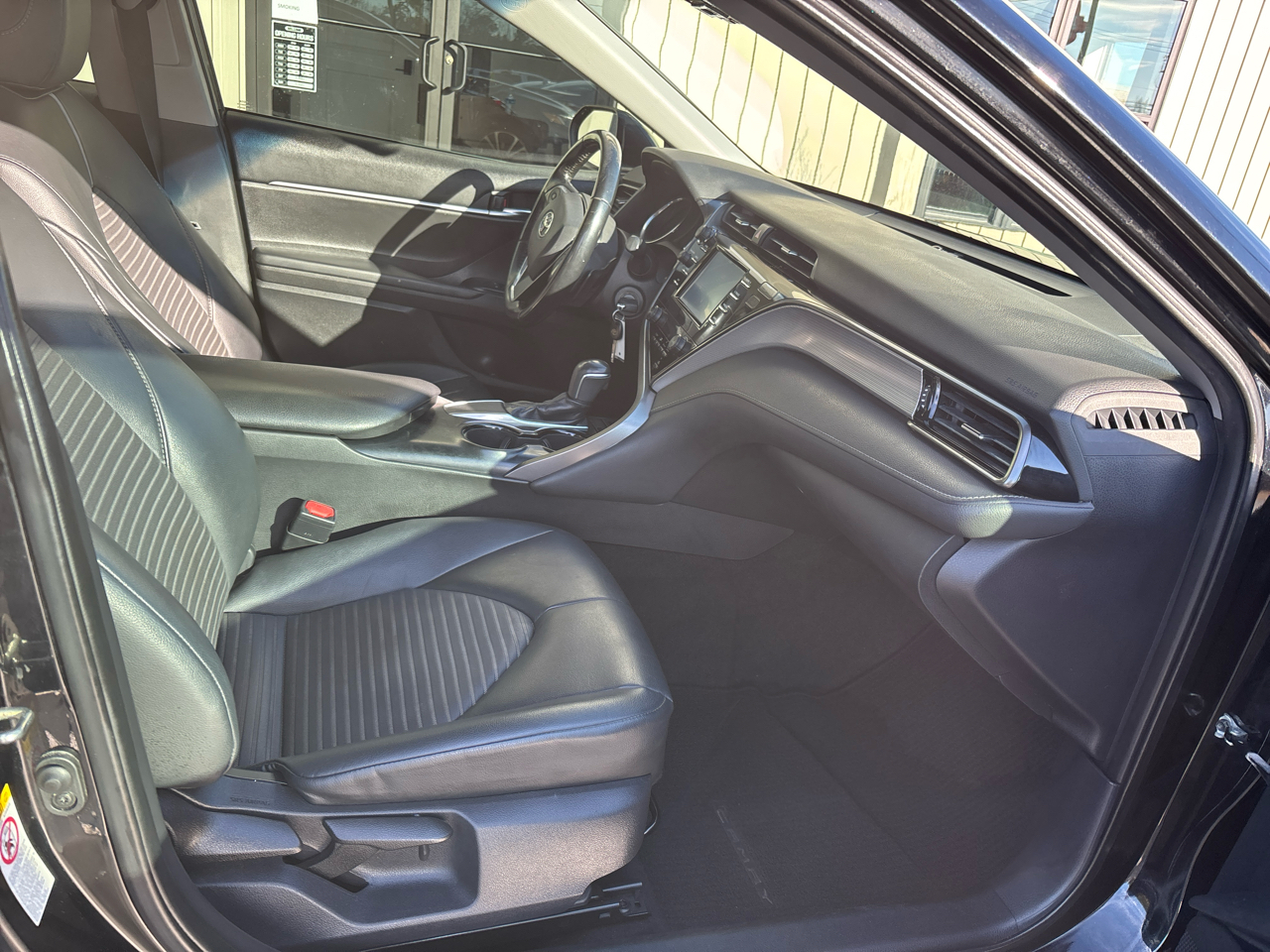 Toyota Camry SE 2019