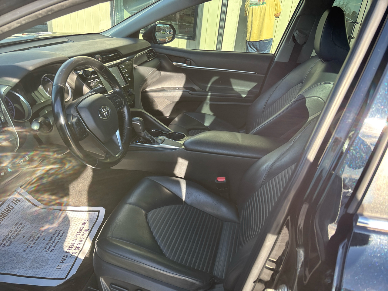 Toyota Camry SE 2019