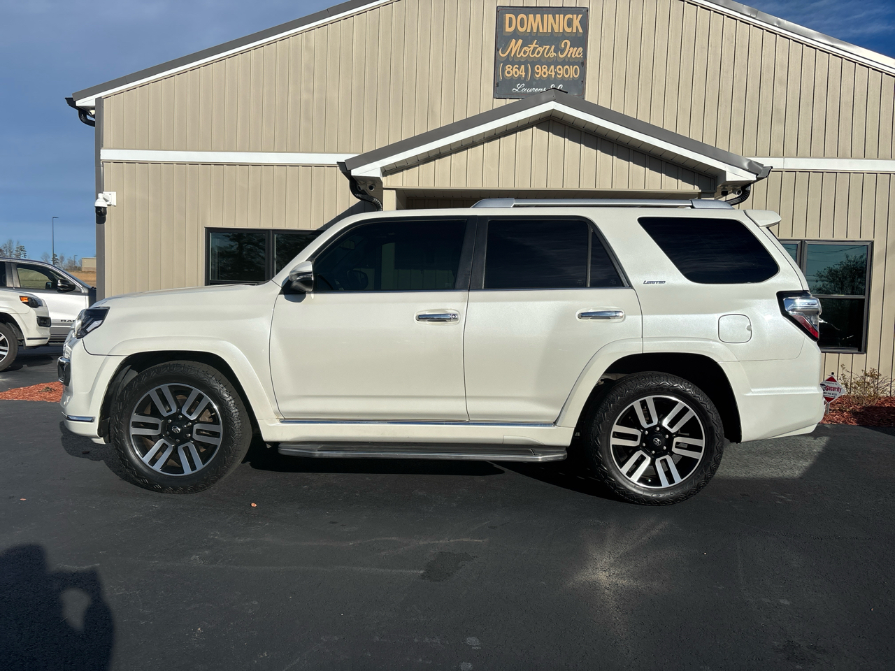 Toyota 4Runner SR5 2WD 2016