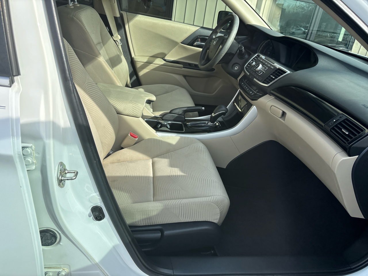 Honda Accord LX Sedan CVT 2017