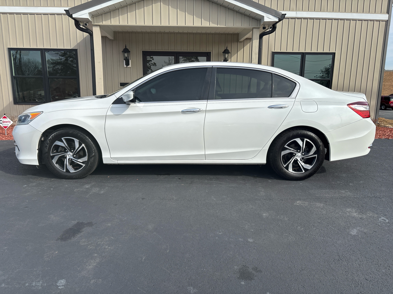 Honda Accord LX Sedan CVT 2017