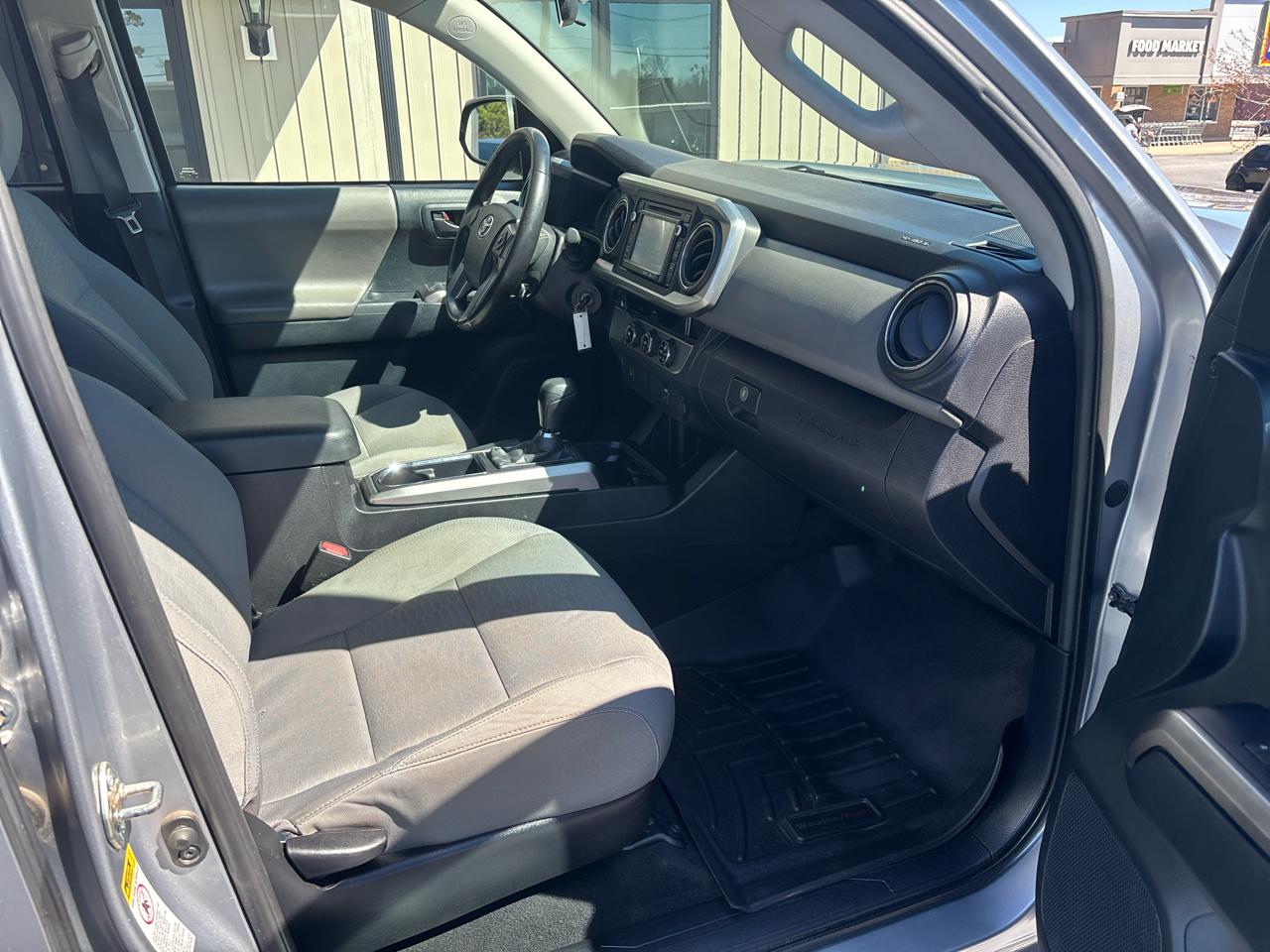 Toyota Tacoma SR5 Double Cab Long Bed V6 6AT 2WD 2016