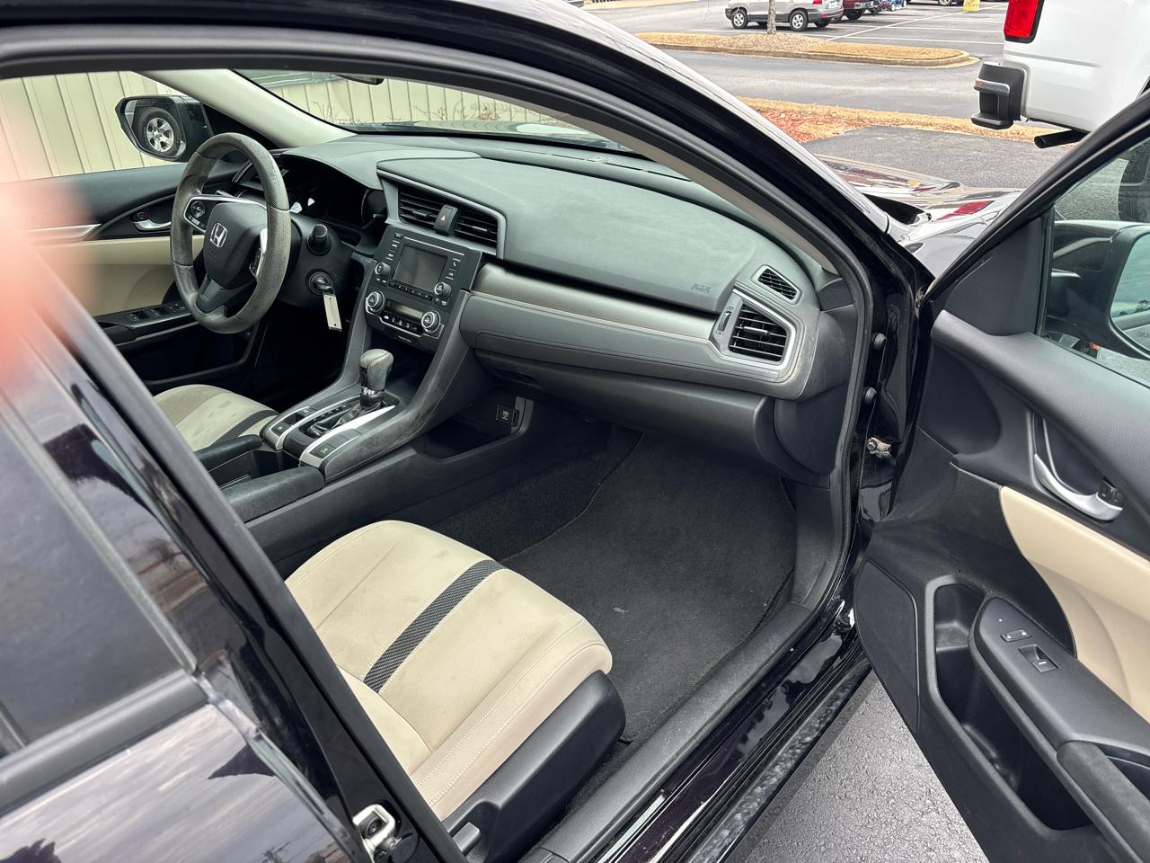 Honda Civic LX Sedan CVT 2017