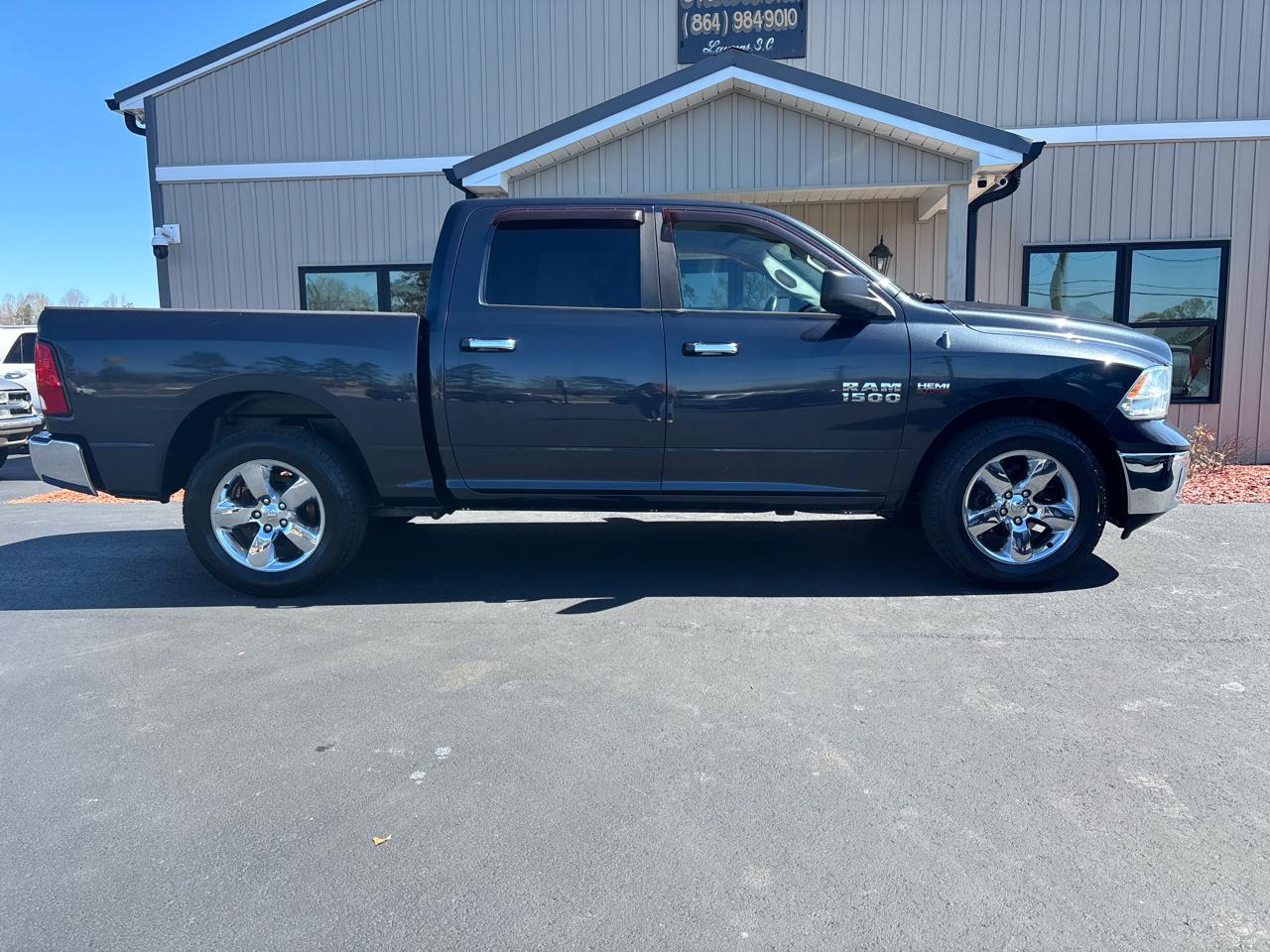 RAM 1500 SLT Crew Cab SWB 2WD 2014