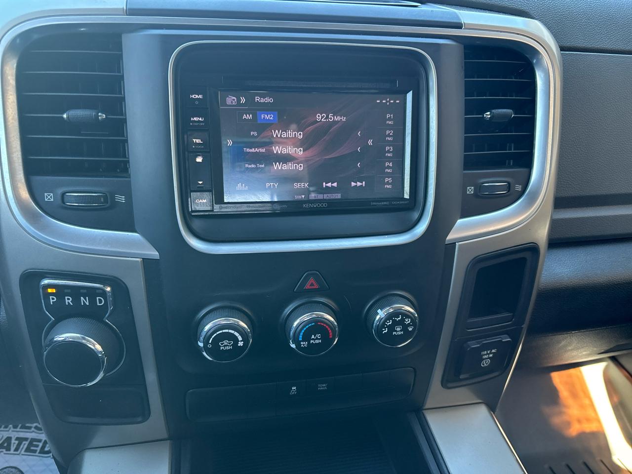 RAM 1500 SLT Crew Cab SWB 2WD 2014