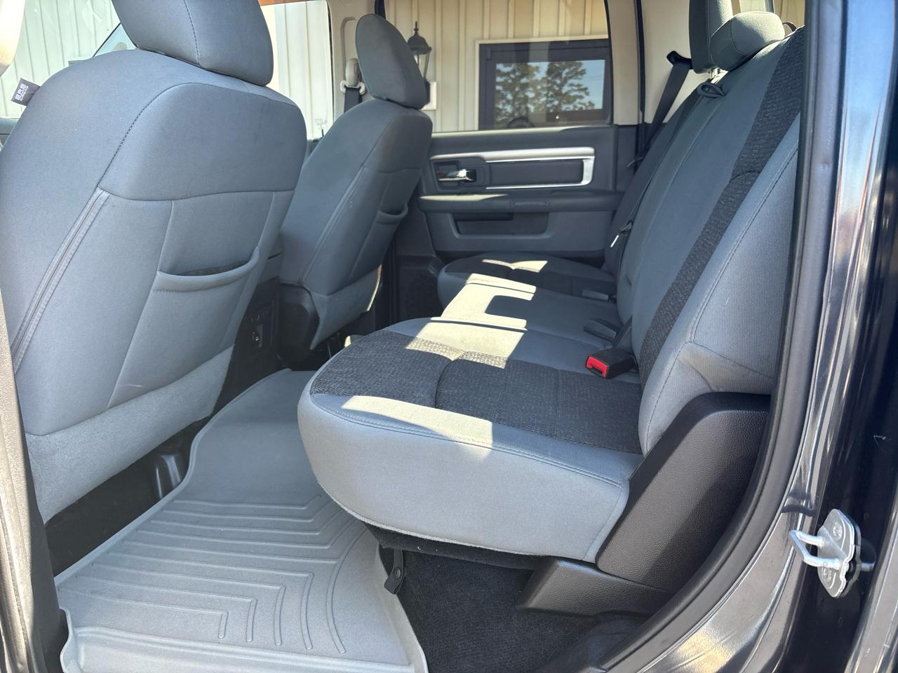 RAM 1500 SLT Crew Cab SWB 2WD 2014