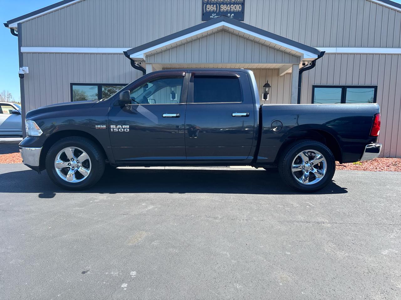 RAM 1500 SLT Crew Cab SWB 2WD 2014
