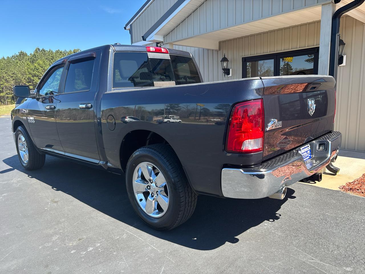 RAM 1500 SLT Crew Cab SWB 2WD 2014