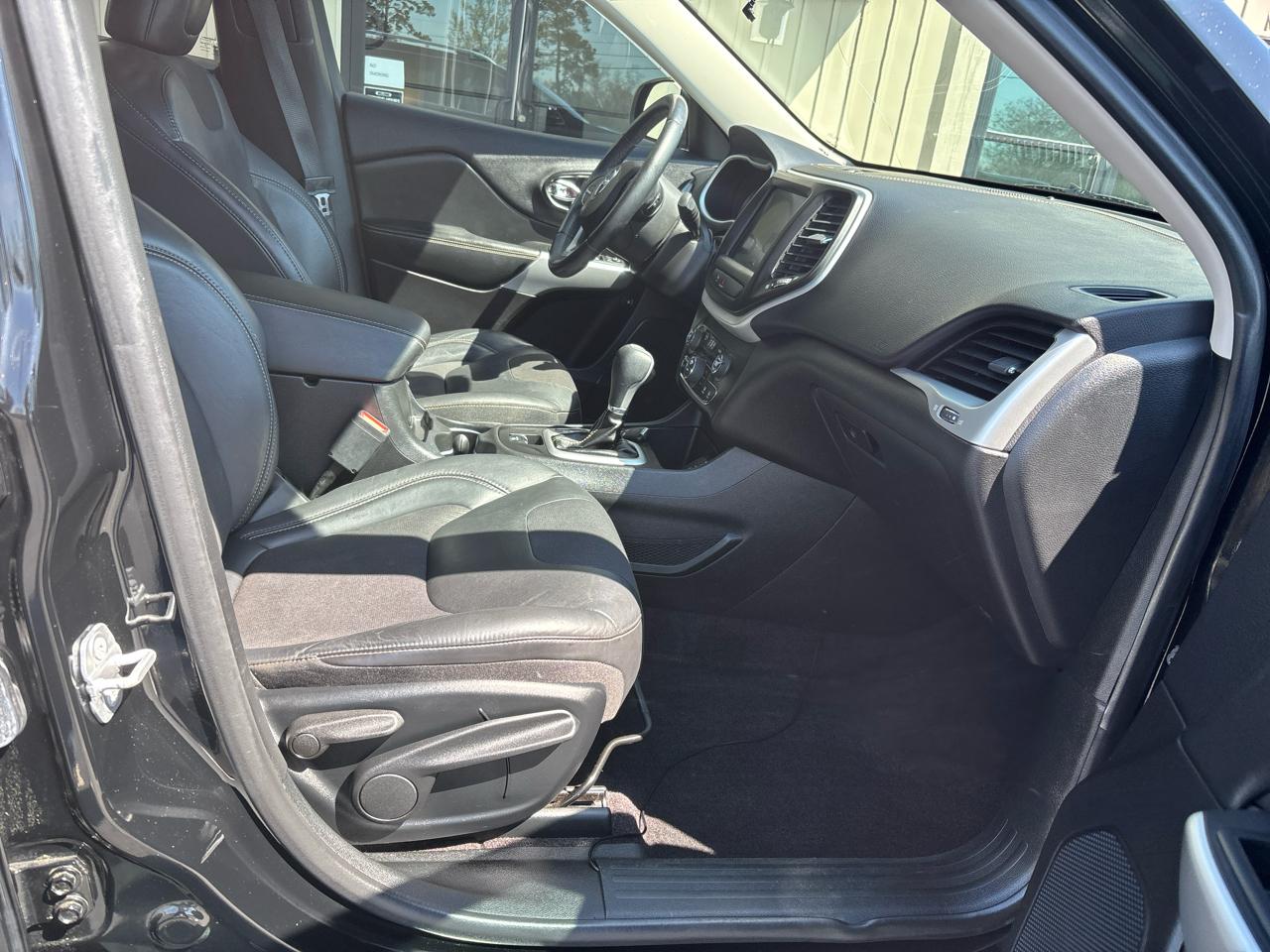 Jeep Cherokee Latitude Plus FWD 2018