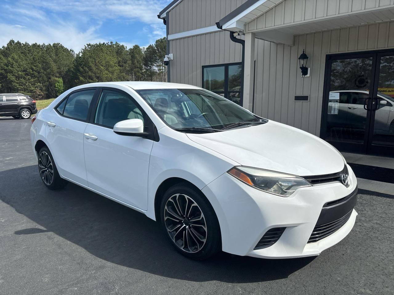 Toyota Corolla LE CVT 2016