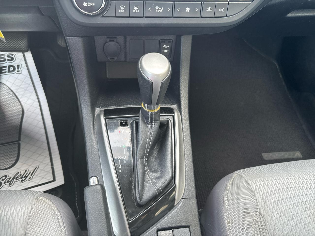 Toyota Corolla LE CVT 2016